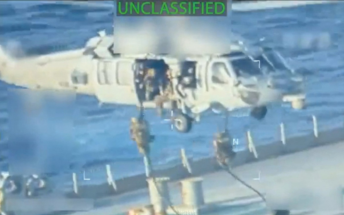 EUA apreendem petroleiro diante da costa venezuelana; Caracas classifica de \'roubo\'