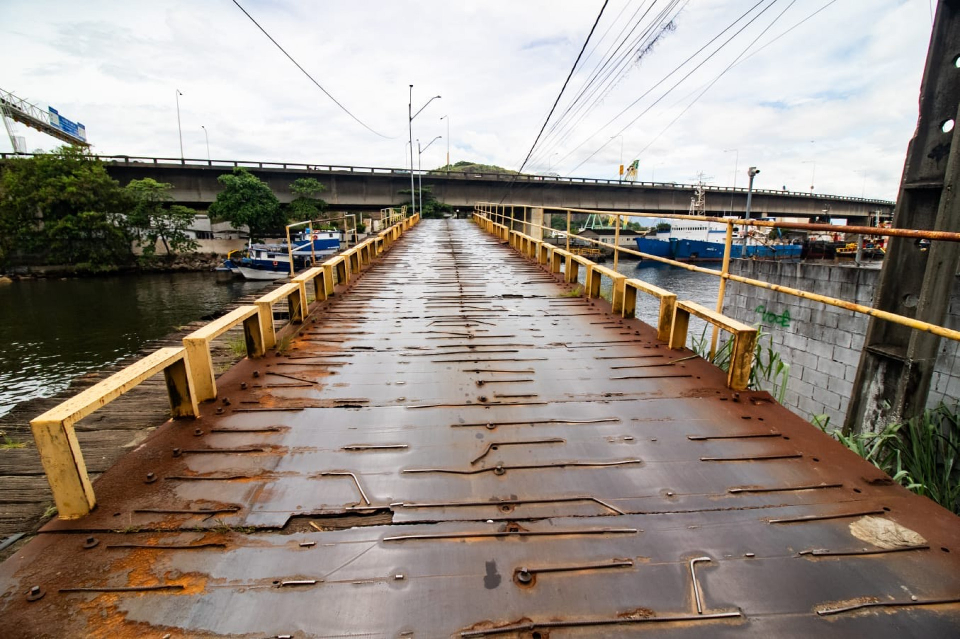 Problema persiste sem intervenção do poder público - Erica Martin / Agência O Dia