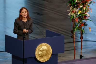 Nobel: María Corina Machado defende luta pela liberdade e democracia em discurso lido por filha