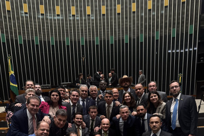 Vídeo! Oposição comemora aprovação do PL da Dosimetria: 'Sopro de liberdade'