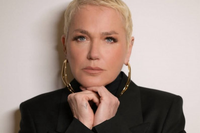 Xuxa Meneghel é hospitalizada e passa por procedimento cirúrgico 