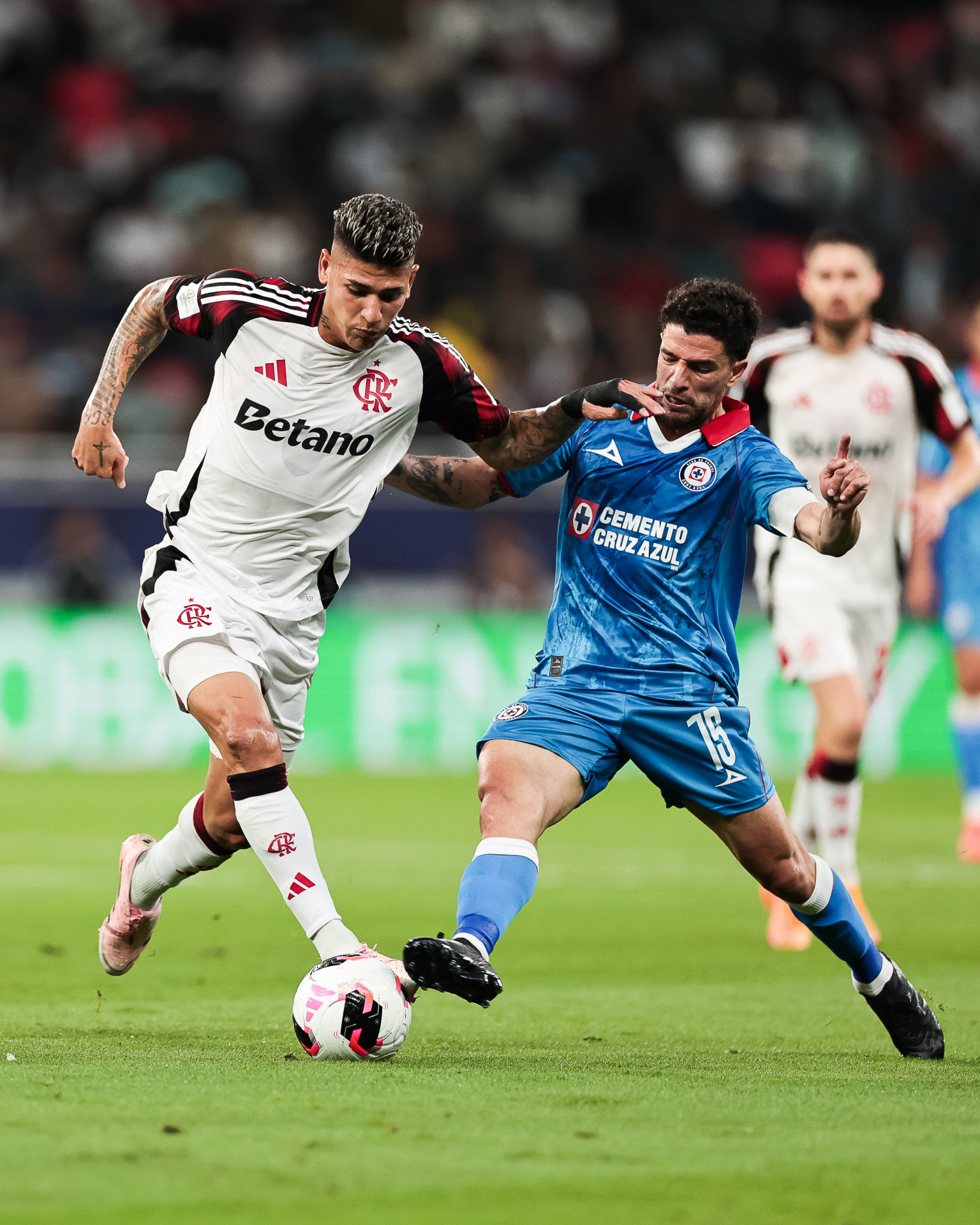 Flamengo enfrentou o Cruz Azul no Catar - Gilvan