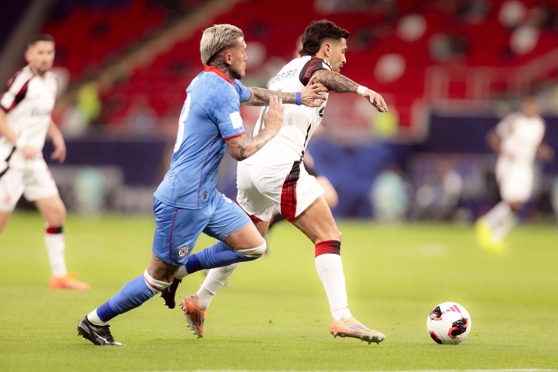 Flamengo enfrentou o Cruz Azul no Catar - Gilvan de Souza / Flamengo