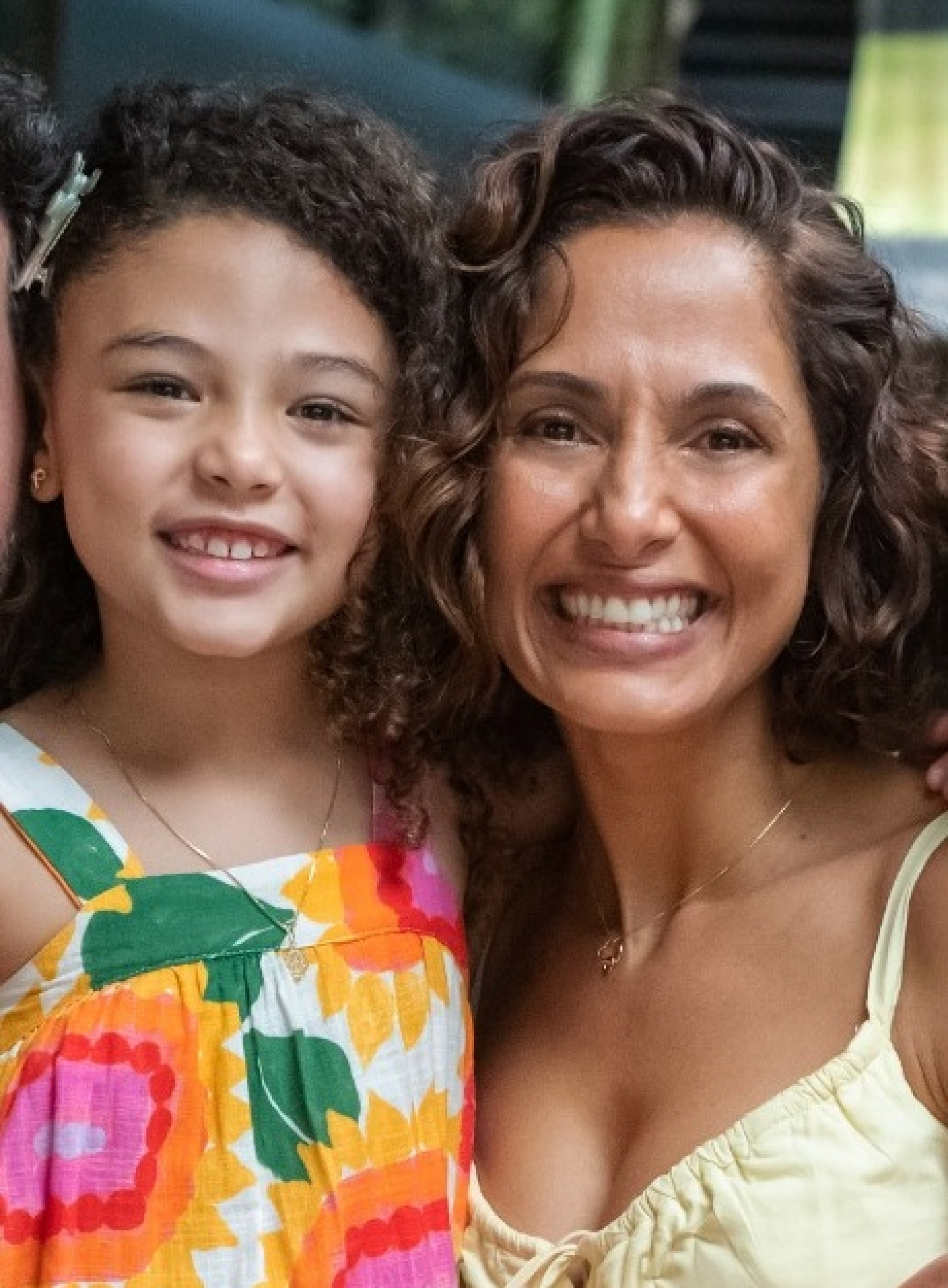 Sofia (Elis Cabral) e Ellen (Camila Pitanga) - Estevam Avellar / TV Globo