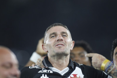 Vasco vira sobre o Fluminense no fim e abre vantagem por vaga na final da Copa do Brasil