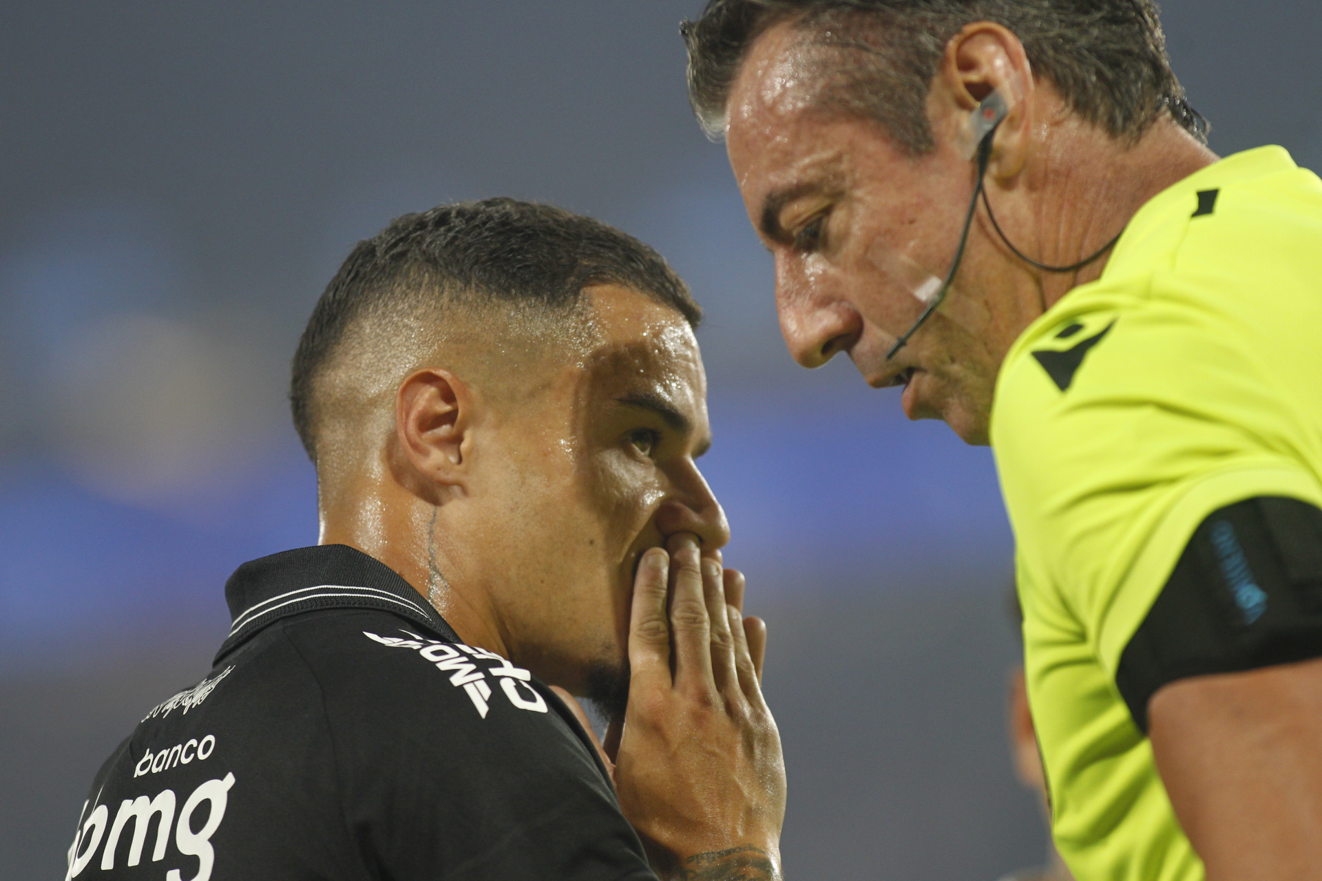 Partida entre Vasco x Fluminense, válida pelo jogo de ida da semifinal da Copa do Brasil, realizada no estádio Maracanã, no Rio de Janeiro, na noite desta quinta-feira (11).  - Reginaldo Pimenta/Agência O Dia