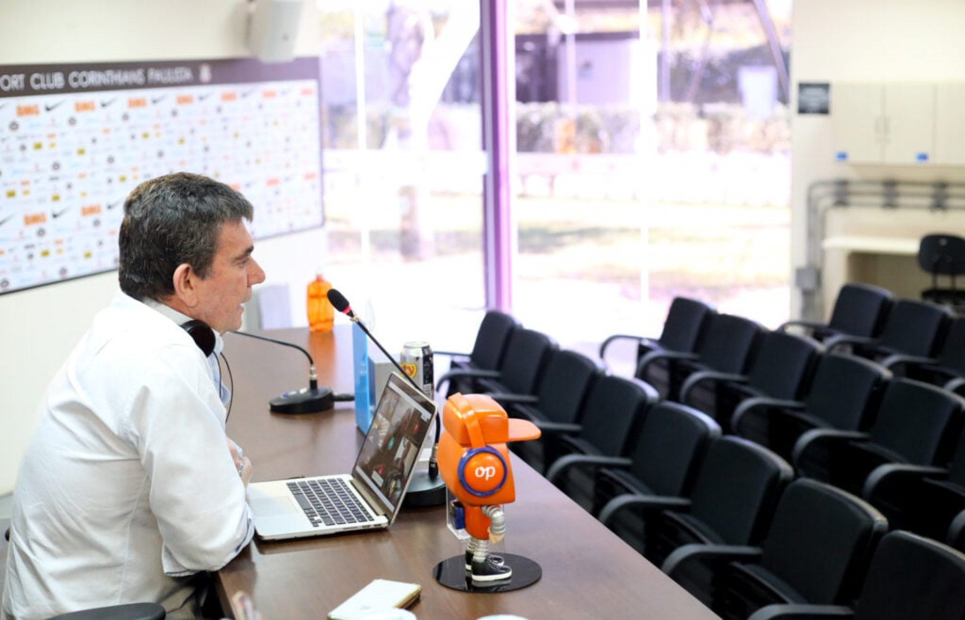 Justiça rejeita parte de denúncia contra Andrés Sanchez no caso de cartões corporativos no Corinthians