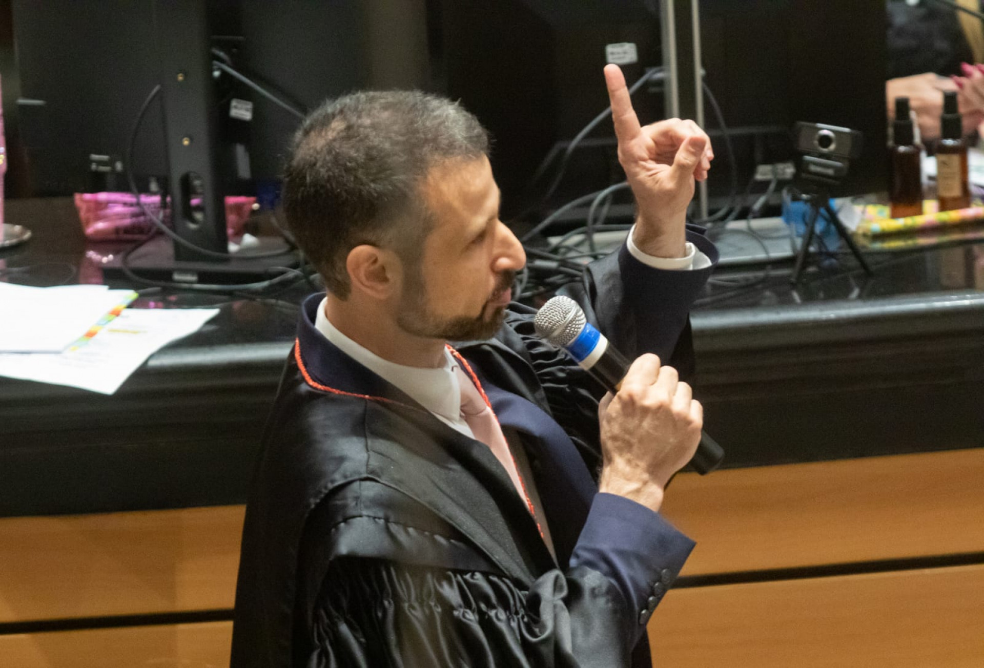 Felipe Coelho, filho das vítimas, prestou depoimento emocionado durante júri popular - Érica Martin / Agência O Dia