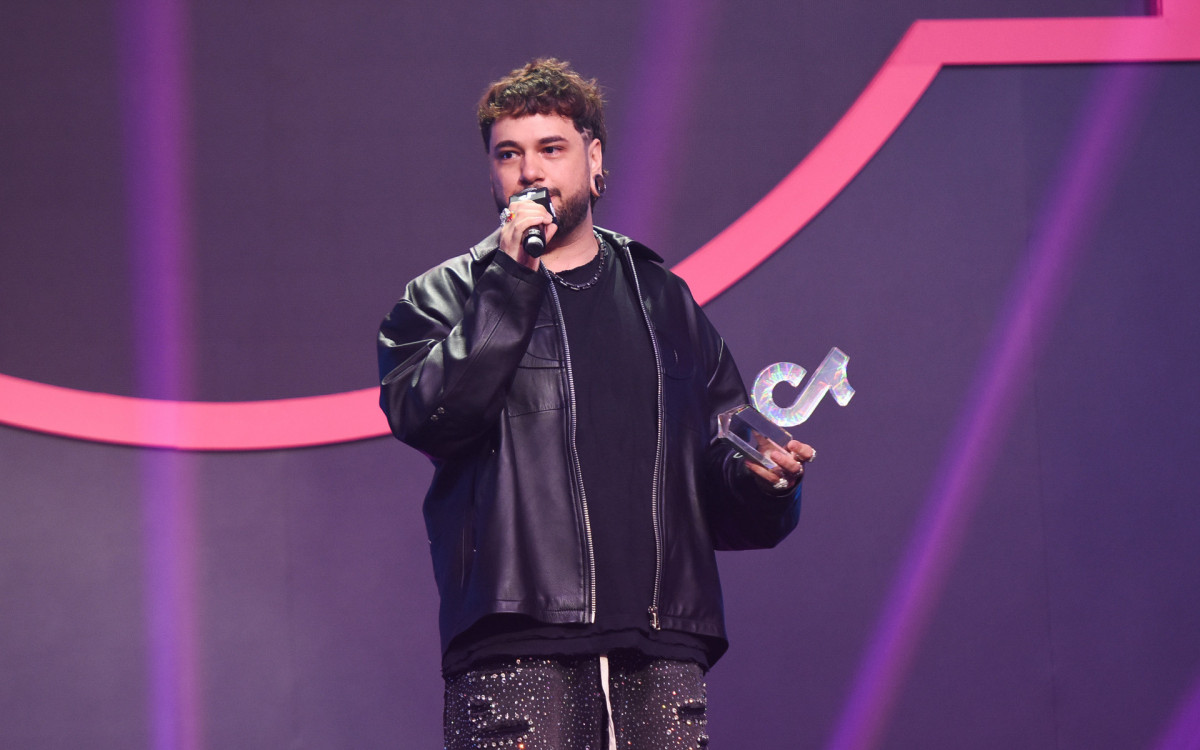 Brino vence categoria \'Criador do Ano\' no TikTok Awards