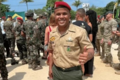 Sargento do Exército morre após salto de paraquedas em Resende