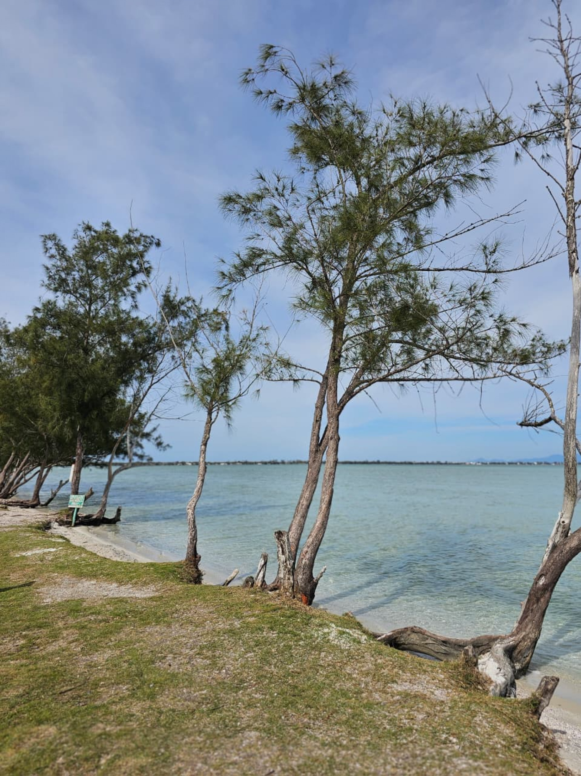 Praia Lagunar do Caiçara voltou a hastear a Bandeira Azul - Ascom