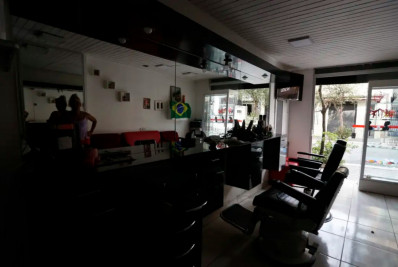 Cerca de 158 mil imóveis em São Paulo seguem sem luz após apagão, diz Enel