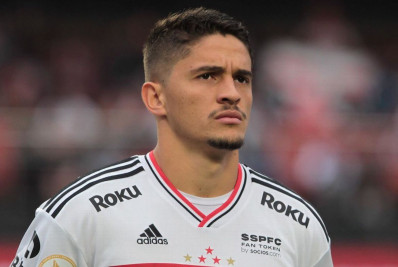 Botafogo faz proposta oficial por Pablo Maia, do São Paulo