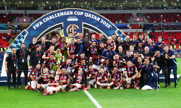 Zagueiros decidem, Fla bate Pyramids e vai encarar o PSG na final do Intercontinental