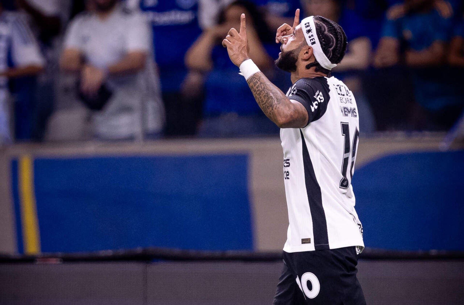 Corinthians x Cruzeiro: onde assistir, escalações e arbitragem