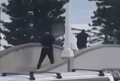 Ataque a tiros em praia deixa pelo menos dez mortos na Austrália