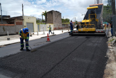 Ruas no Boa Vista recebem obras de pavimentação