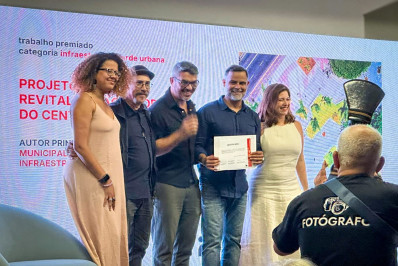 Niterói conquista Prêmio IAB 2025 com projeto de revitalização da orla do Centro