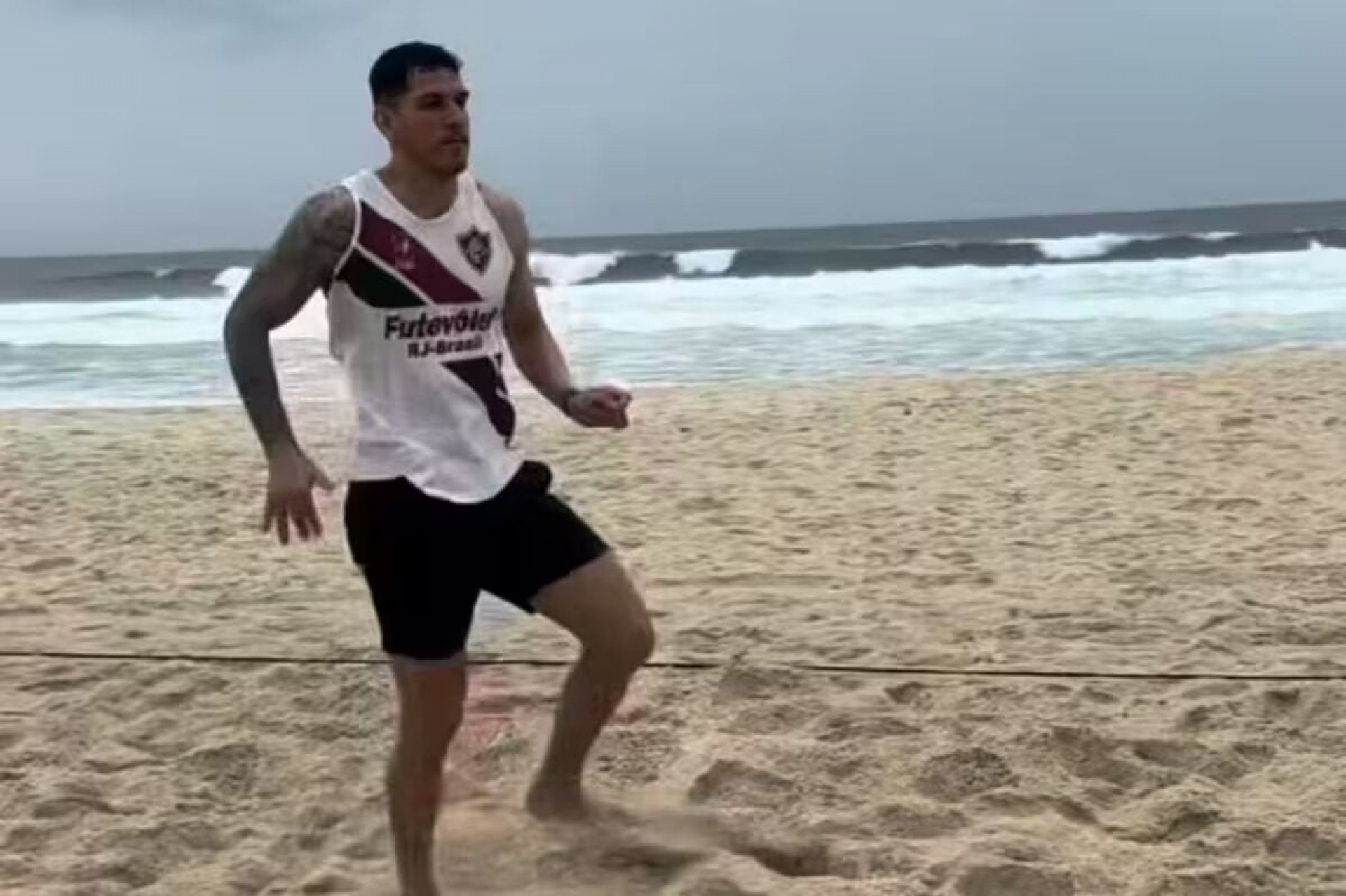 Zubeld&iacute;a projeta n&uacute;mero de refor&ccedil;os no Fluminense para 2026