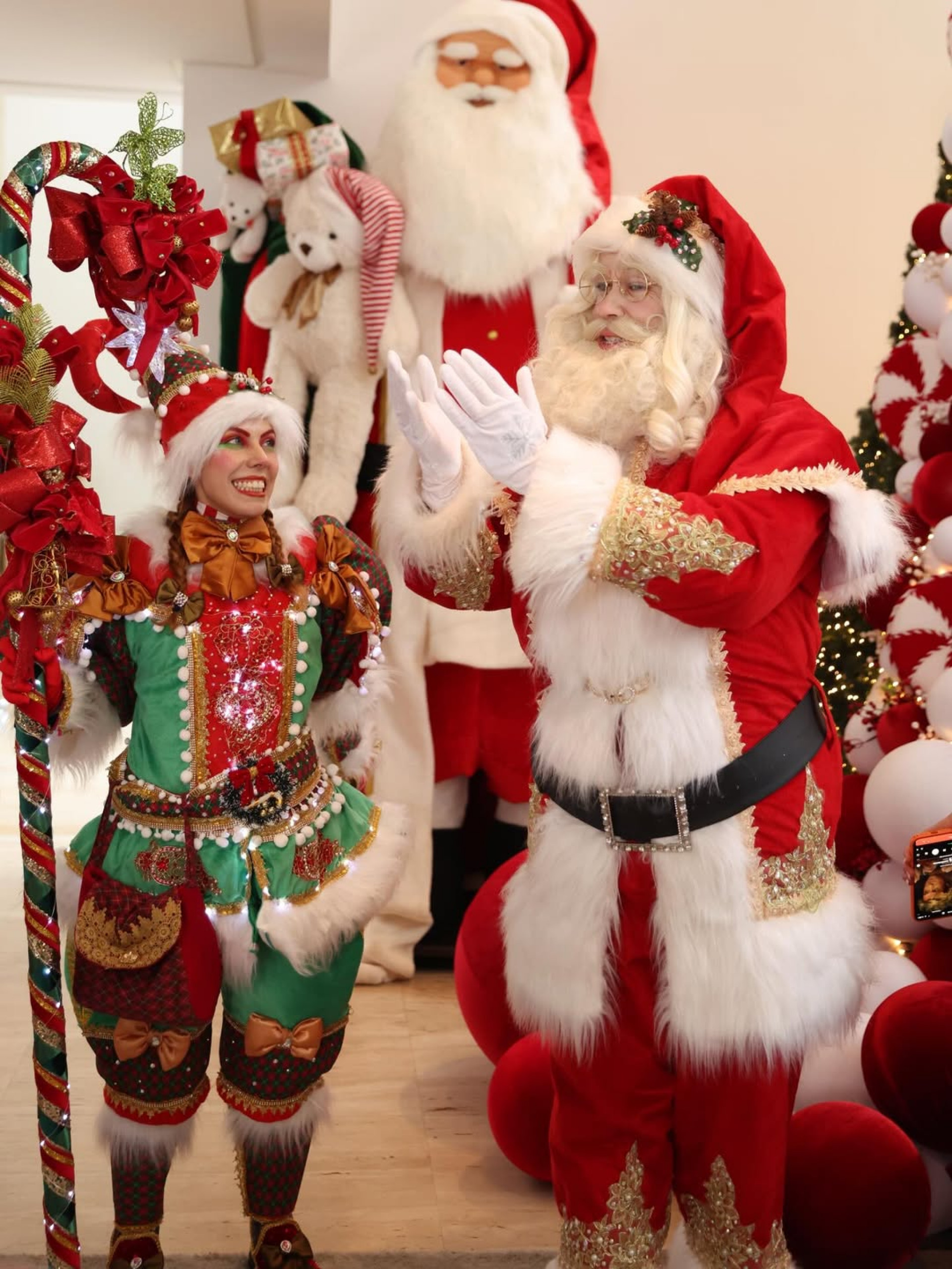 Festa de Natal antecipada de Ana Paula Siebert e Roberto Justus conta com decorações luxuosas - Reprodução / Instagram