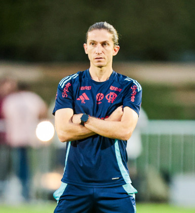 Filipe Luís não conta com três jogadores para elenco do Fla em 2026
