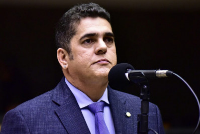Deputado federal é alvo de operação da PF contra corrupção e lavagem de dinheiro