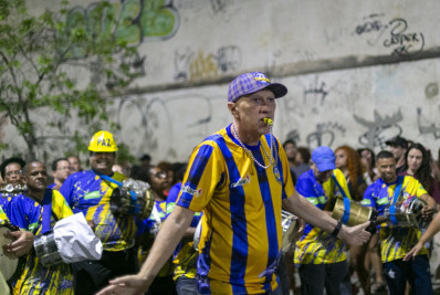 Unidos da Tijuca promove último ensaio de rua do ano nesta quinta-feira