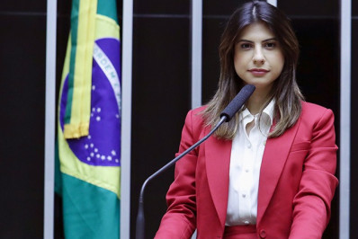 Novo aciona Conselho de Ética contra Camila Jara após tumulto no plenário