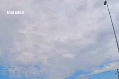 Vídeo: bandidos armados aterrorizam e roubam motociclistas na Rio-Magé