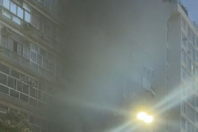 Imóvel que pegou fogo em Copacabana não apresenta risco de desabamento, aponta Defesa Civil