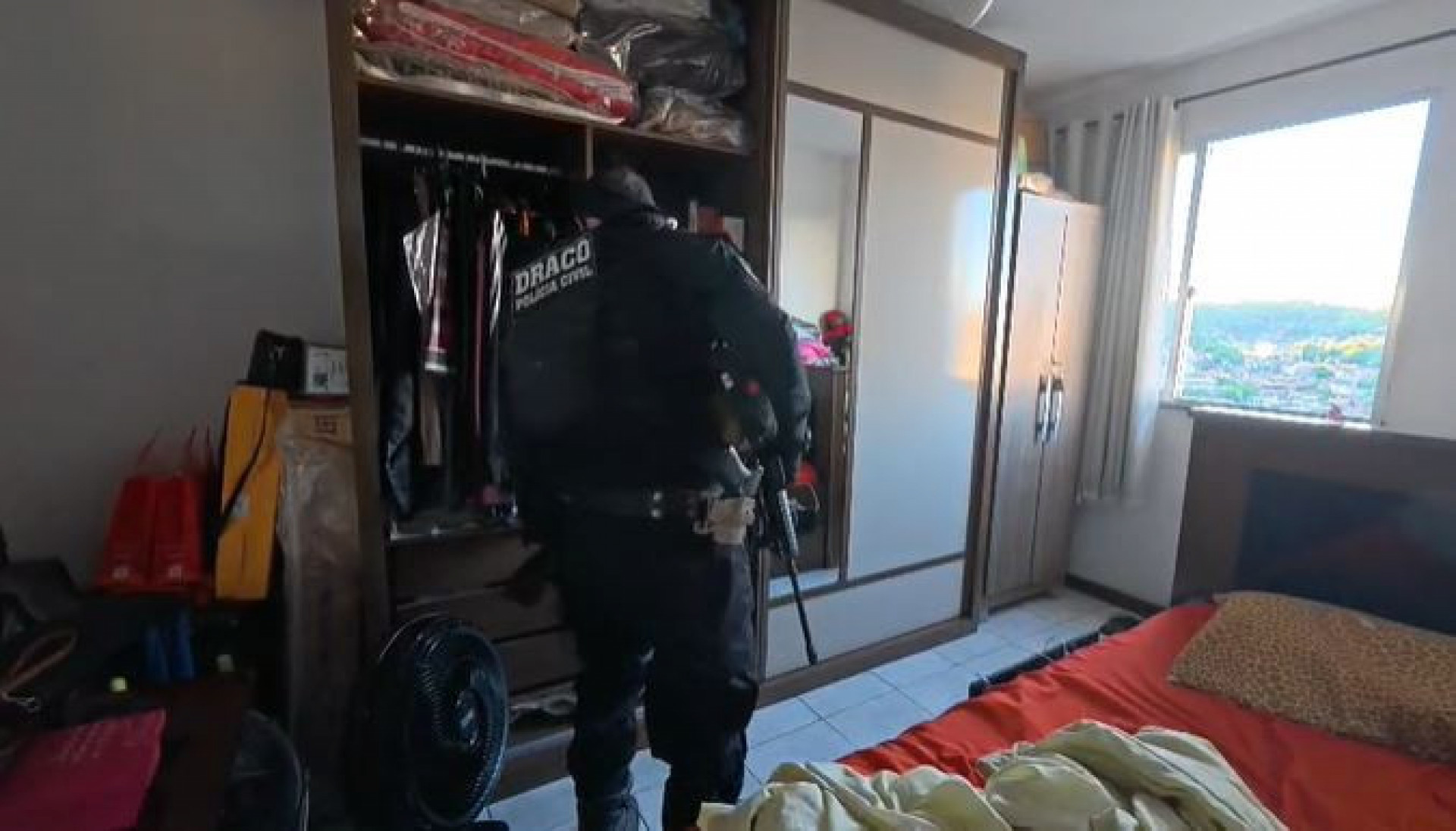 Mandados de busca e apreens&atilde;o s&atilde;o cumpridos no Rio, em Minas Gerais e em Mato Grosso