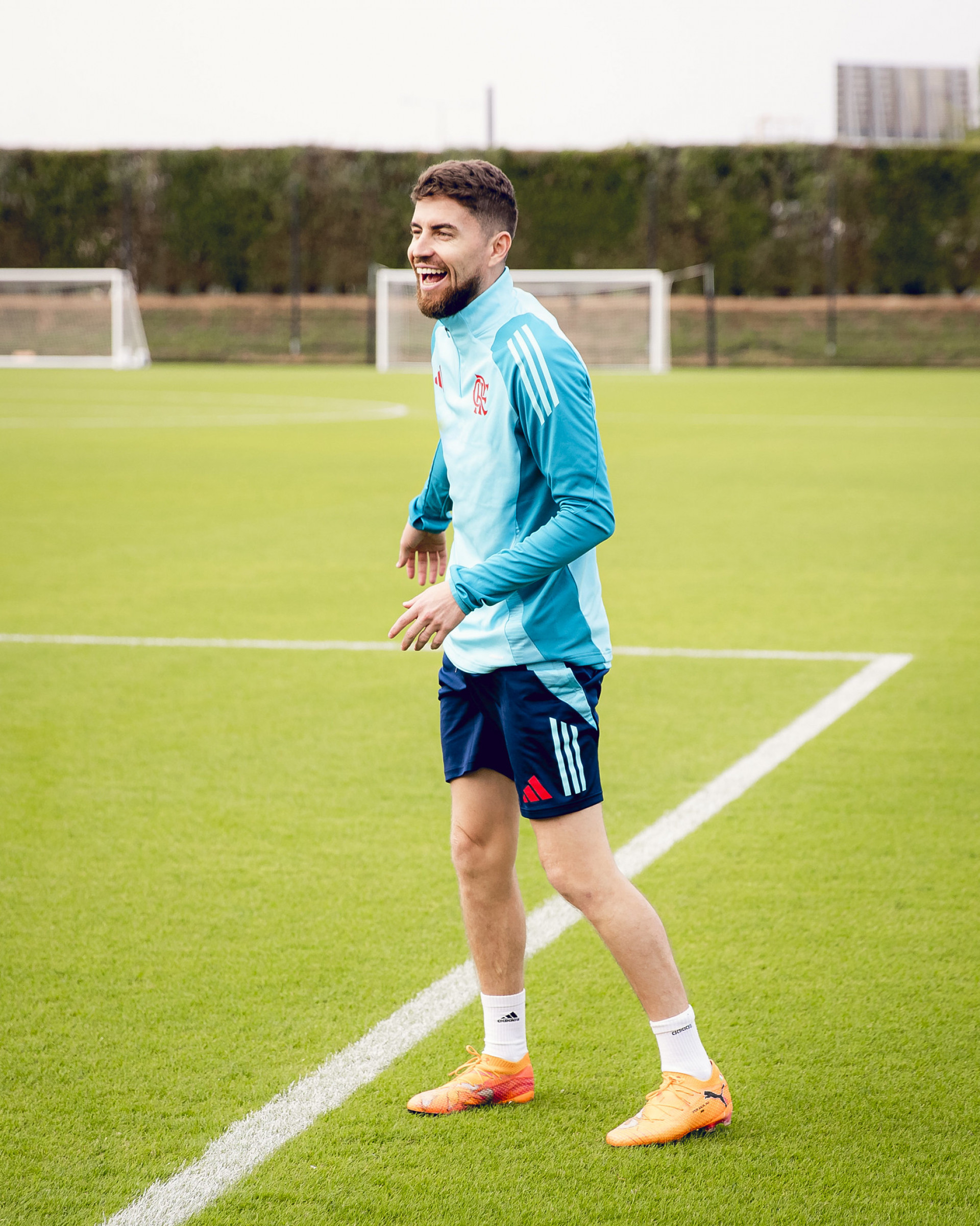 Jorginho em treino do Flamengo no Catar