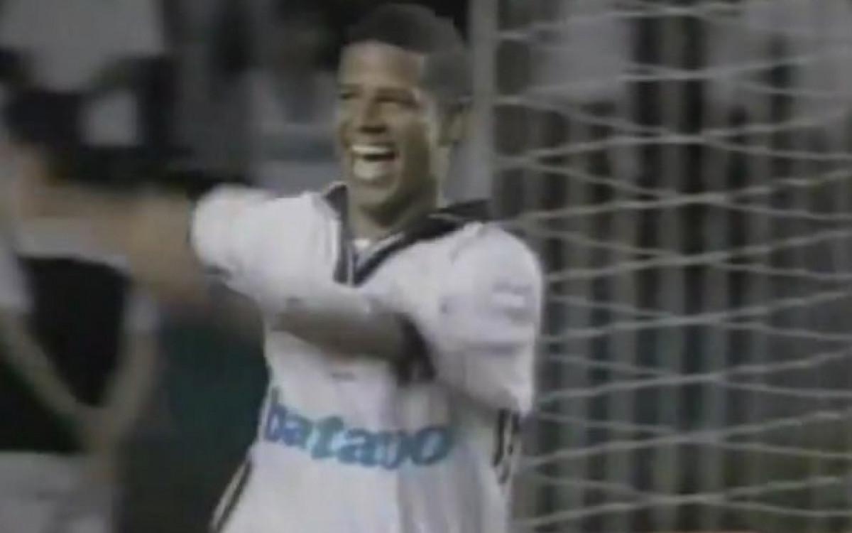 Marcelinho Carioca detona Tite ap&oacute;s acerto com o Cruzeiro: “Cuspiu no prato”