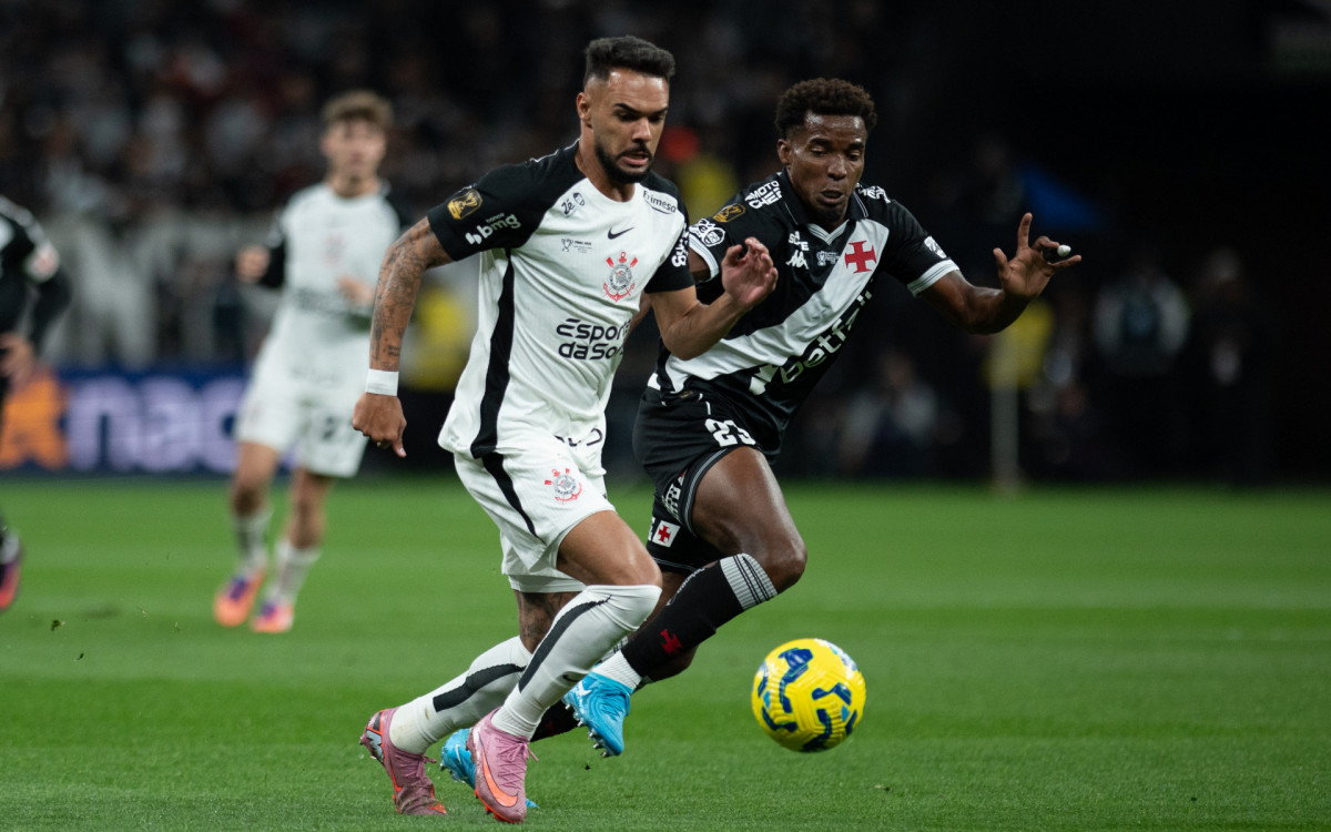 São Paulo (SP), 17/12/2025 - BRASILEIRAO/CORINTHIANS VS VASCO - Partida entre Corinthians e Vasco, válida pelo jogo de ida da final da Copa do Brasil, na noite desta quarta-feira, dia 17 de dezembro de 2025, na Neo Química Arena, em São Paulo-SP.