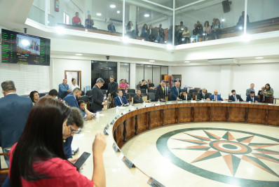 Vereadores de Caxias aprovam bônus natalino a servidores municipais