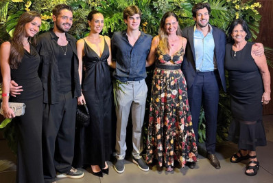 Filho caçula de Faustão celebra formatura no ensino médio