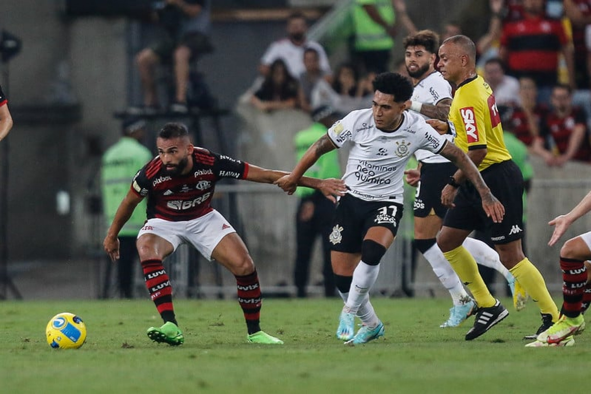 Corinthians chega &agrave; oitava final da Copa do Brasil querendo ”apagar fantasmas”