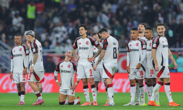 Goleiro brilha, Flamengo perde para o PSG e fica com o vice do Intercontinental
