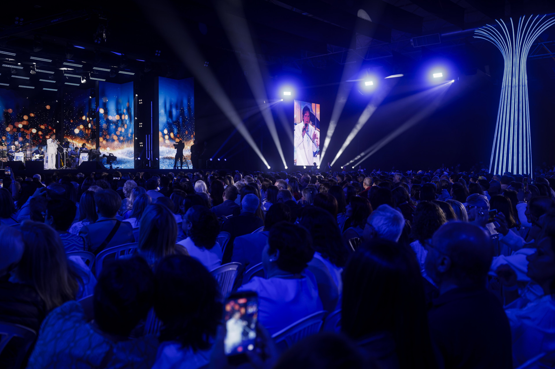 Roberto Carlos na gravação do especial de fim de ano 2025 - Globo/Ramiro Berthold