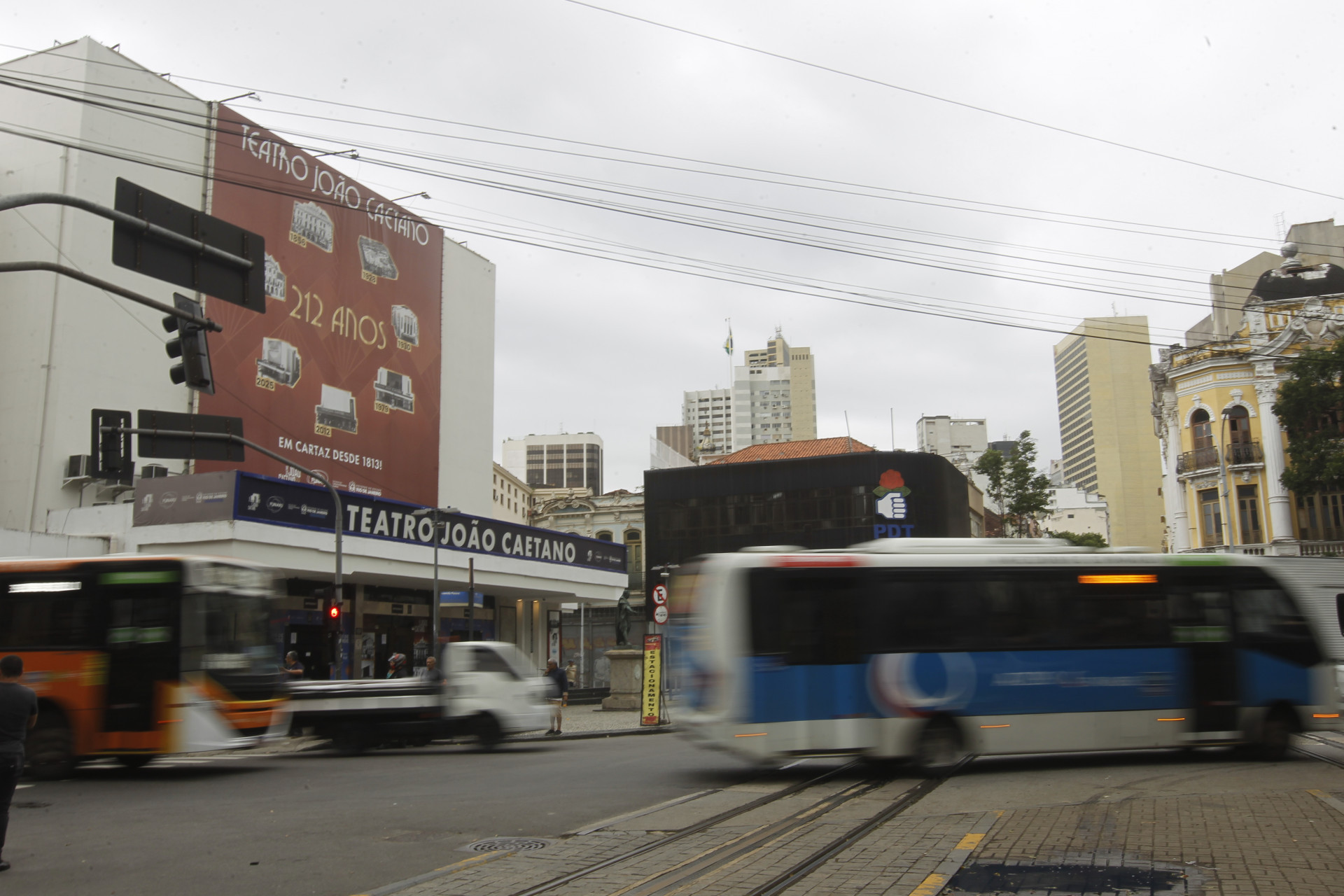 Movimentação no Centro do Rio de Janeiro, nesta quarta-feira (17). - Reginaldo Pimenta/Agência O Dia