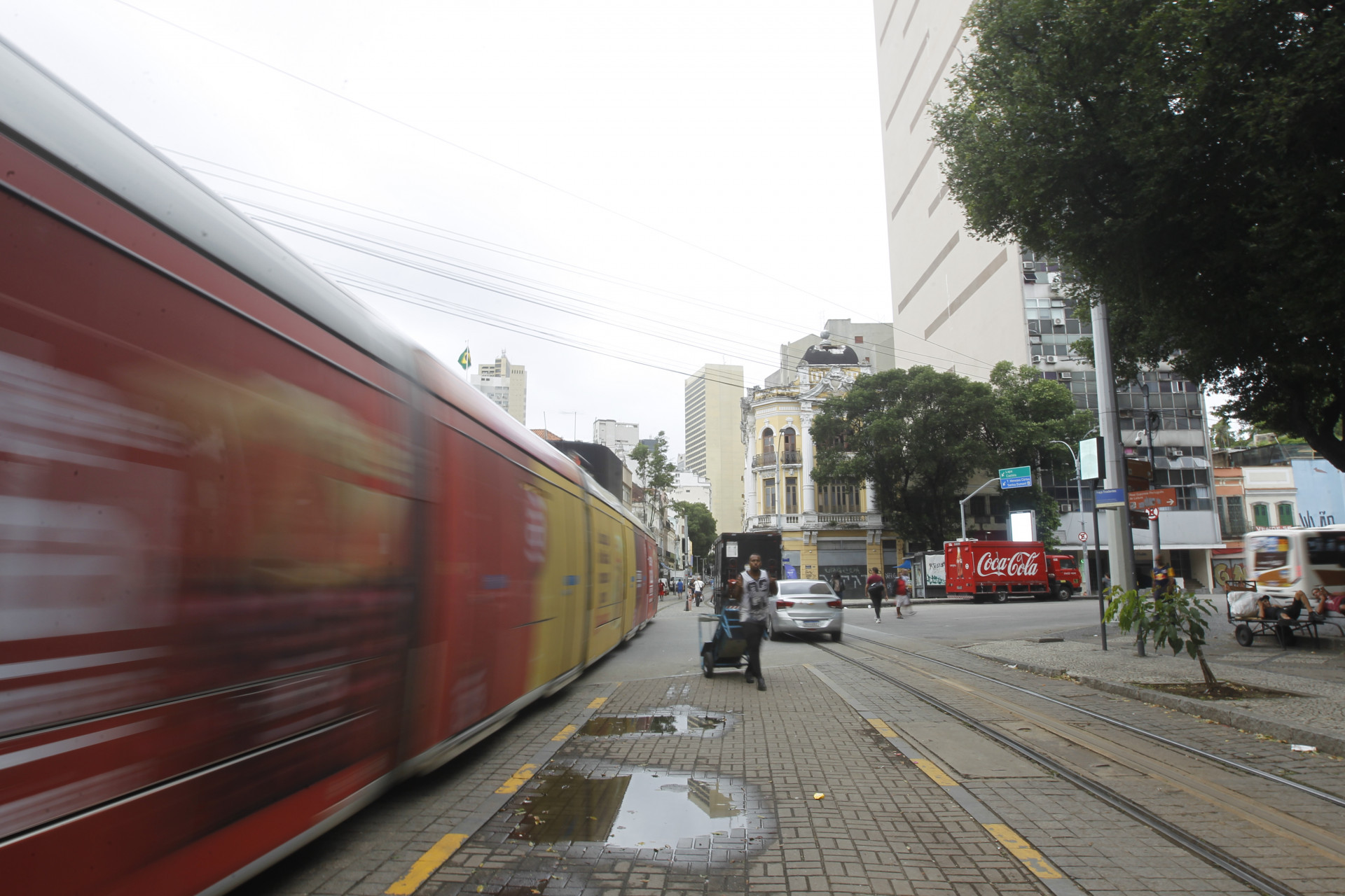 Movimentação no Centro do Rio de Janeiro, nesta quarta-feira (17). - Reginaldo Pimenta/Agência O Dia