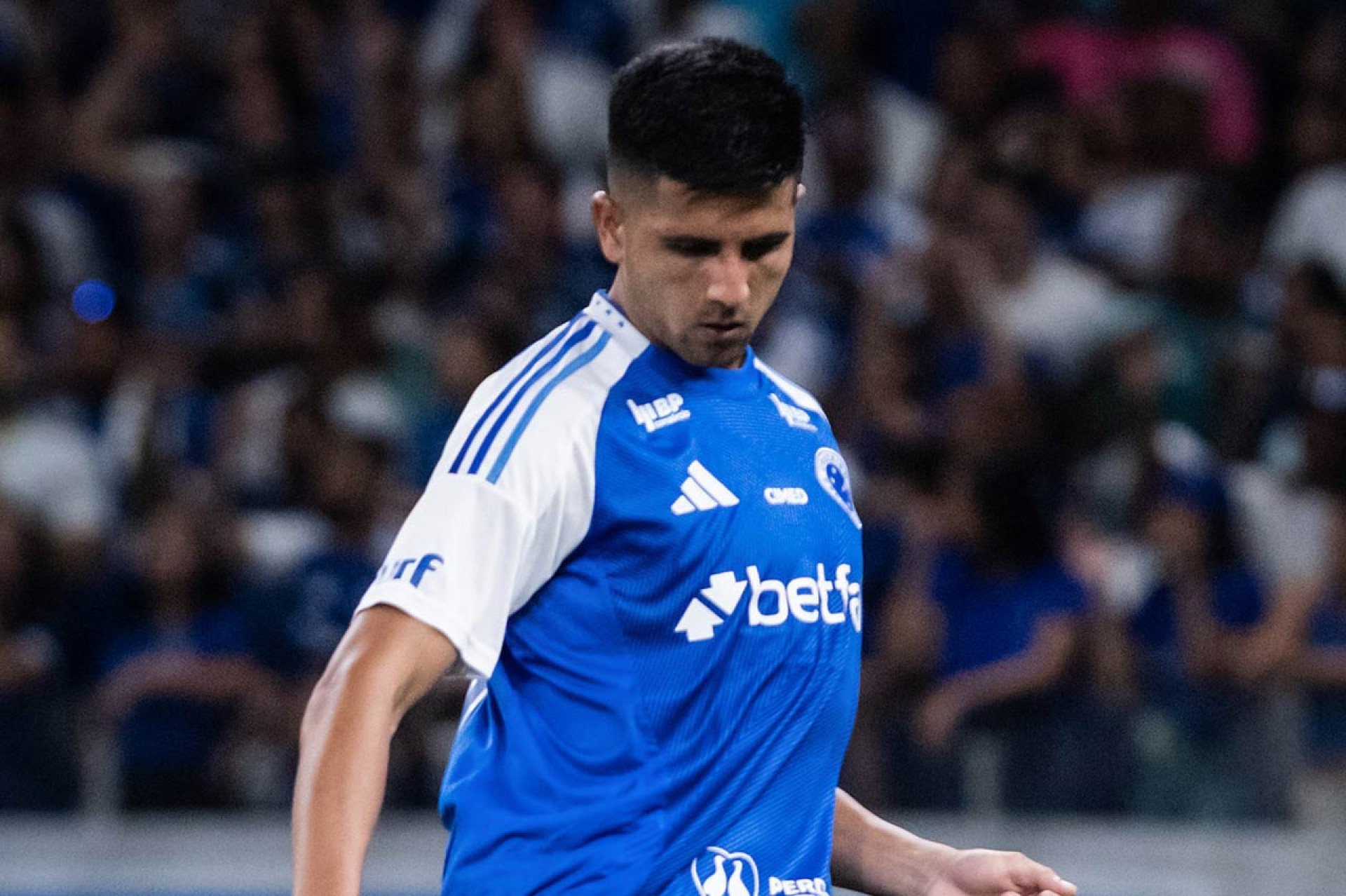 Ap&oacute;s chegada de Tite, Cruzeiro come&ccedil;a a definir sa&iacute;das de jogadores