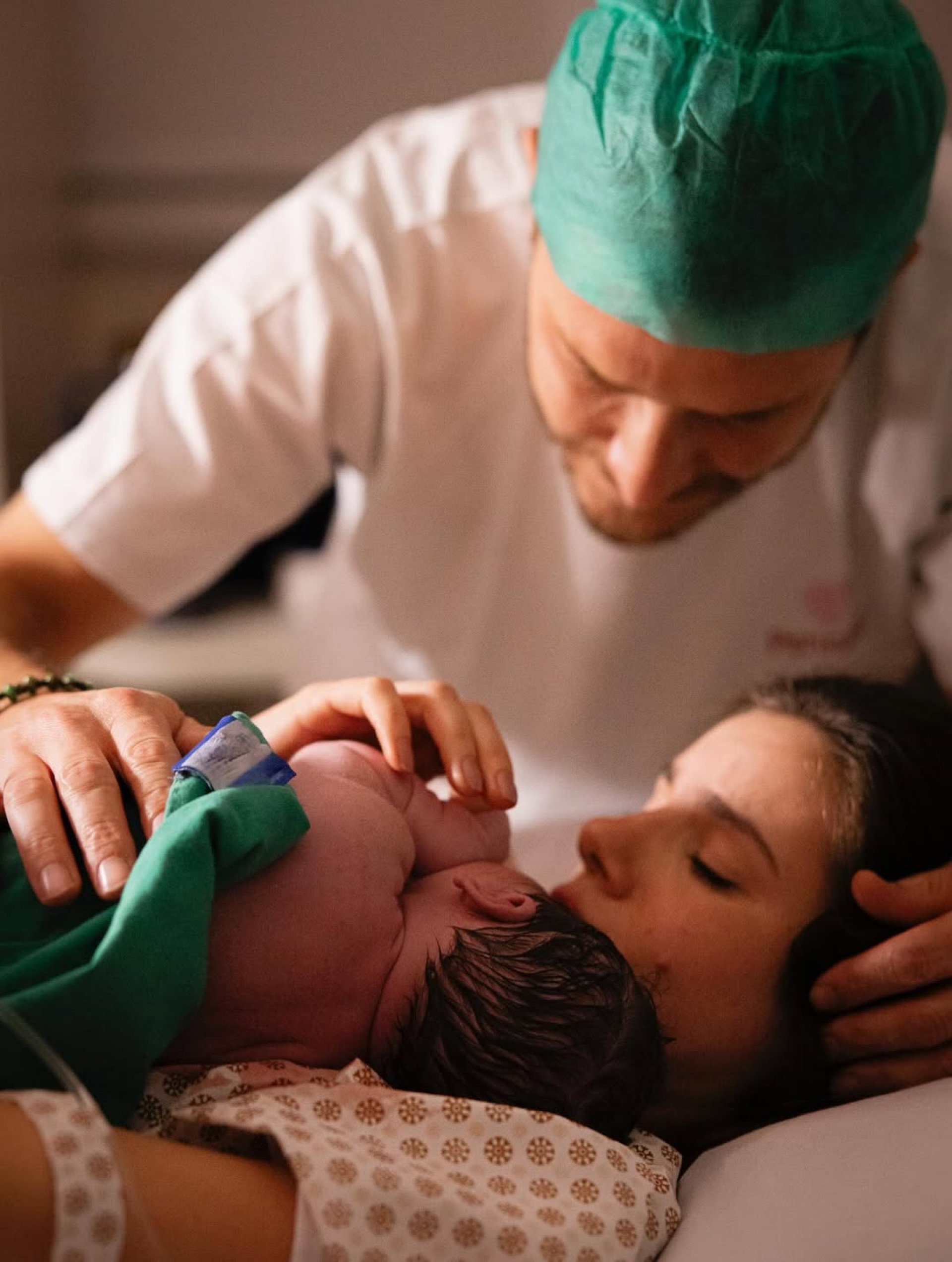Klebber Toledo e Camila Queiroz são pais de Clara  - Reprodução/Instagram 