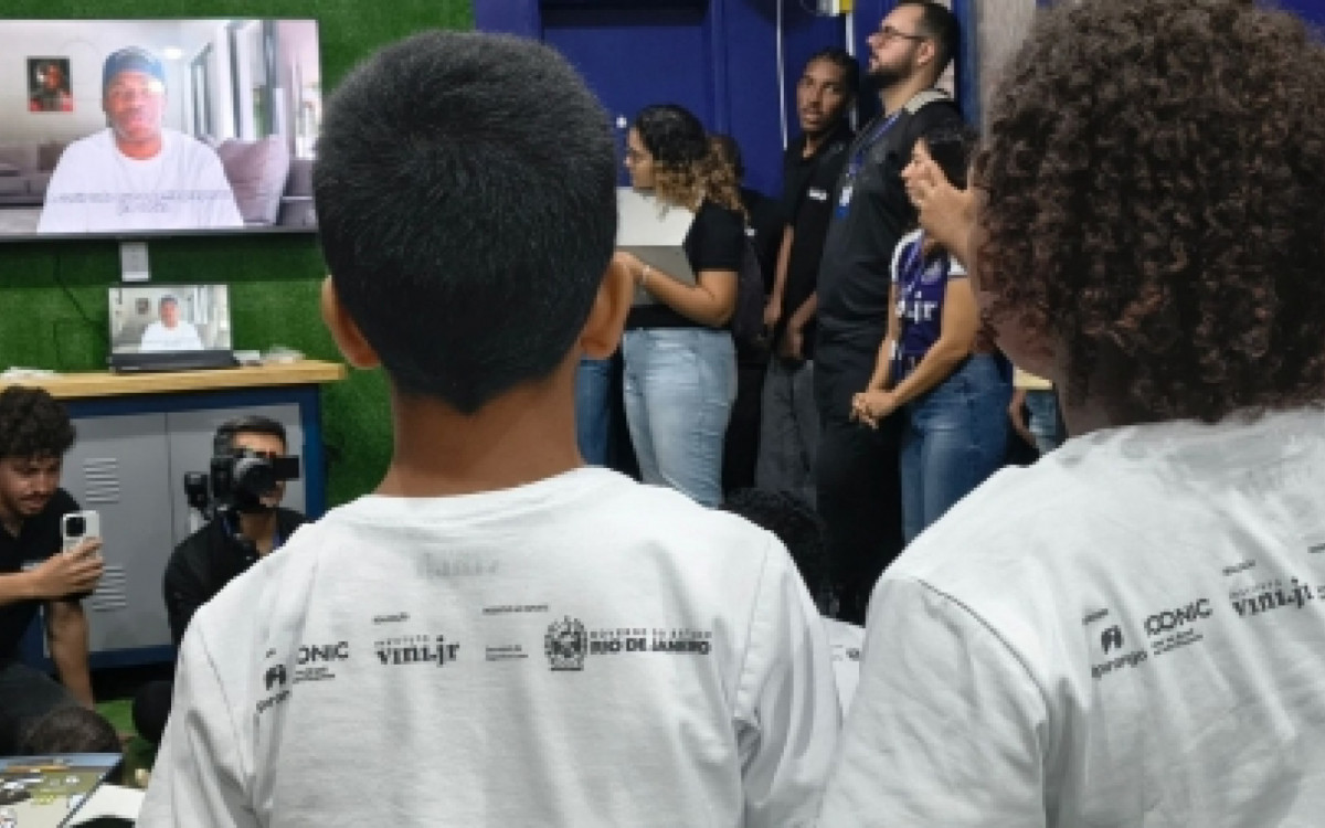 Instituto Vini Jr. inaugura projeto educacional em Duque de Caxias - Divulga&ccedil;&atilde;o