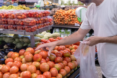 Tomate, cenoura e batata têm queda de preço no atacado em novembro, diz Conab