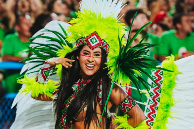 Grande Rio faz homenagem para Isabelle Nogueira após saída da escola