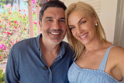 Ana Hickmann comemora 2 anos do primeiro beijo com Edu Guedes