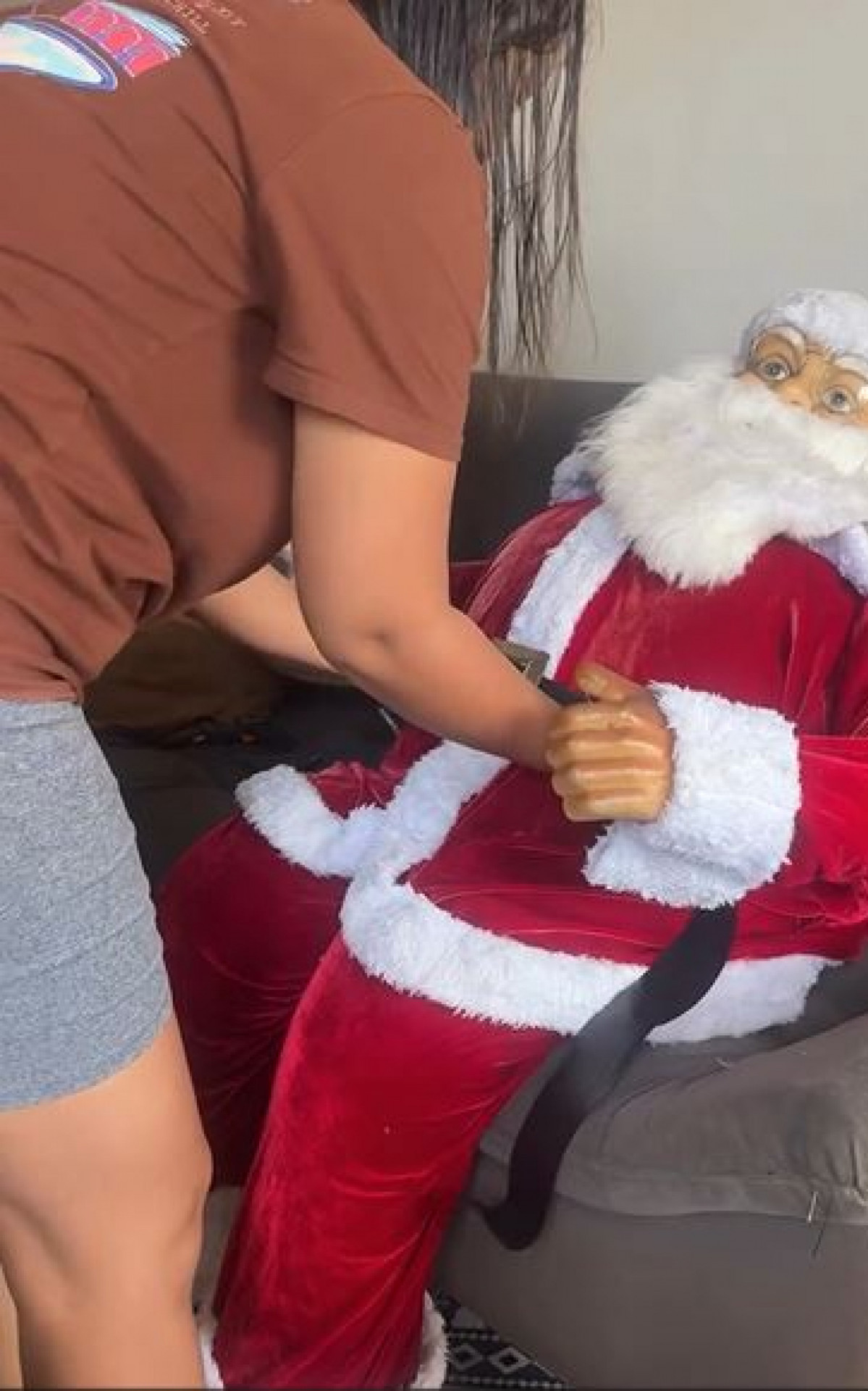 Montagem do Papai Noel para decoração - Arquivo Pessoal