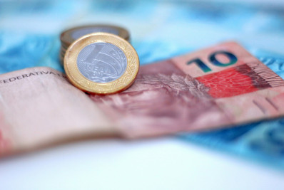 Retrospectiva 2025: ano de extrema volatilidade, juros altos e quebra de recordes no mercado financeiro