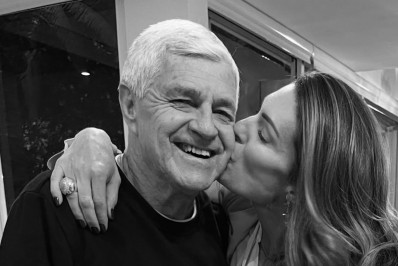 Mulher de Cesar Filho desabafa sobre morte do pai: 'Doendo muito'
